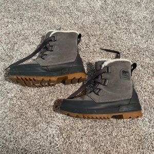 Sorel Women’s Gray Winter Boots